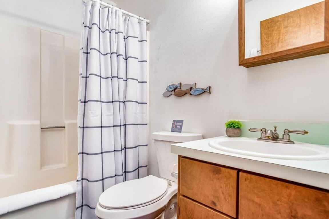 Brilliant In Bellview-Back Unit-- Mins To Nas Pensacola, Beach, Shopping Buitenkant foto