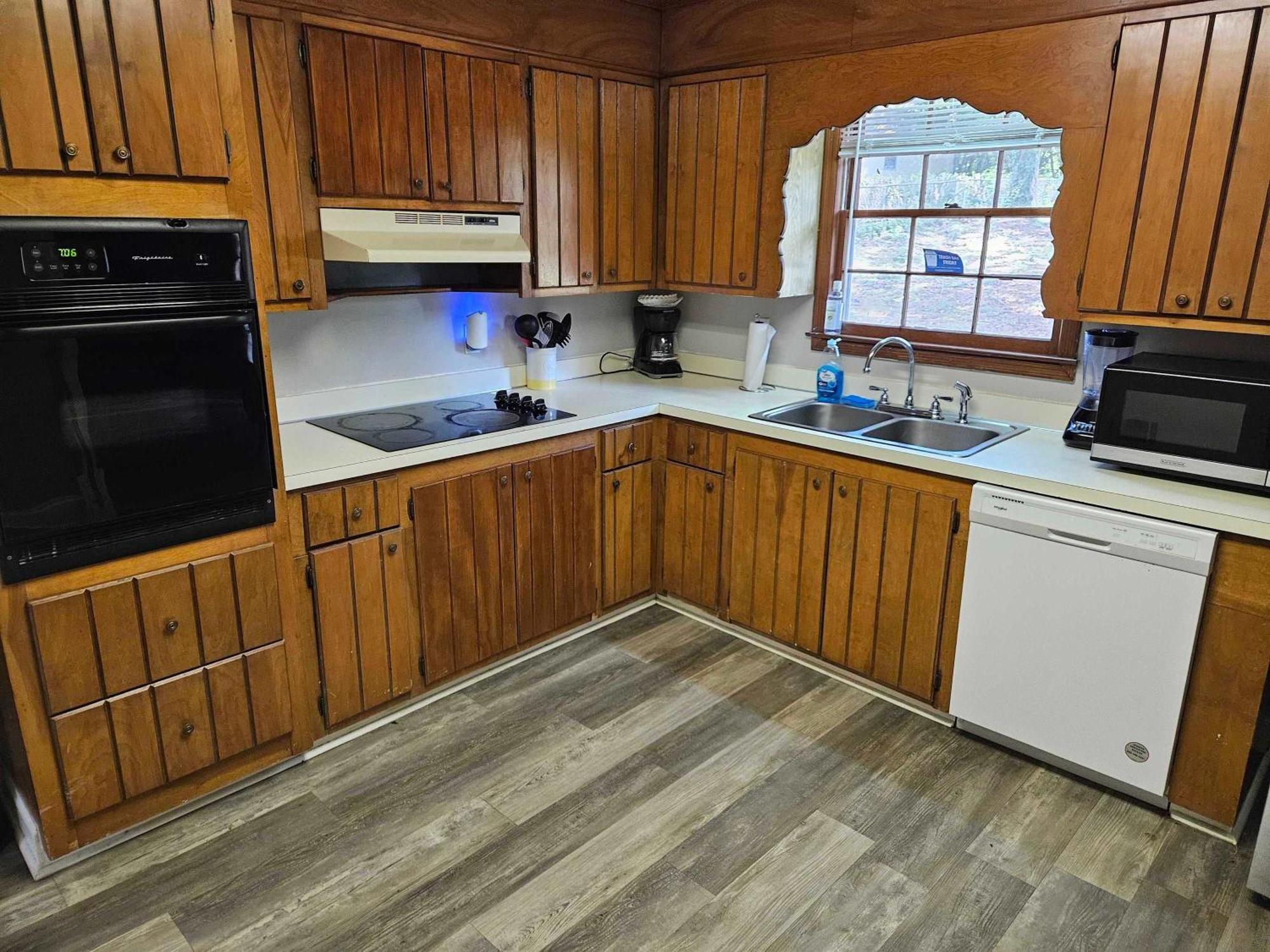 Brilliant In Bellview-Back Unit-- Mins To Nas Pensacola, Beach, Shopping Buitenkant foto