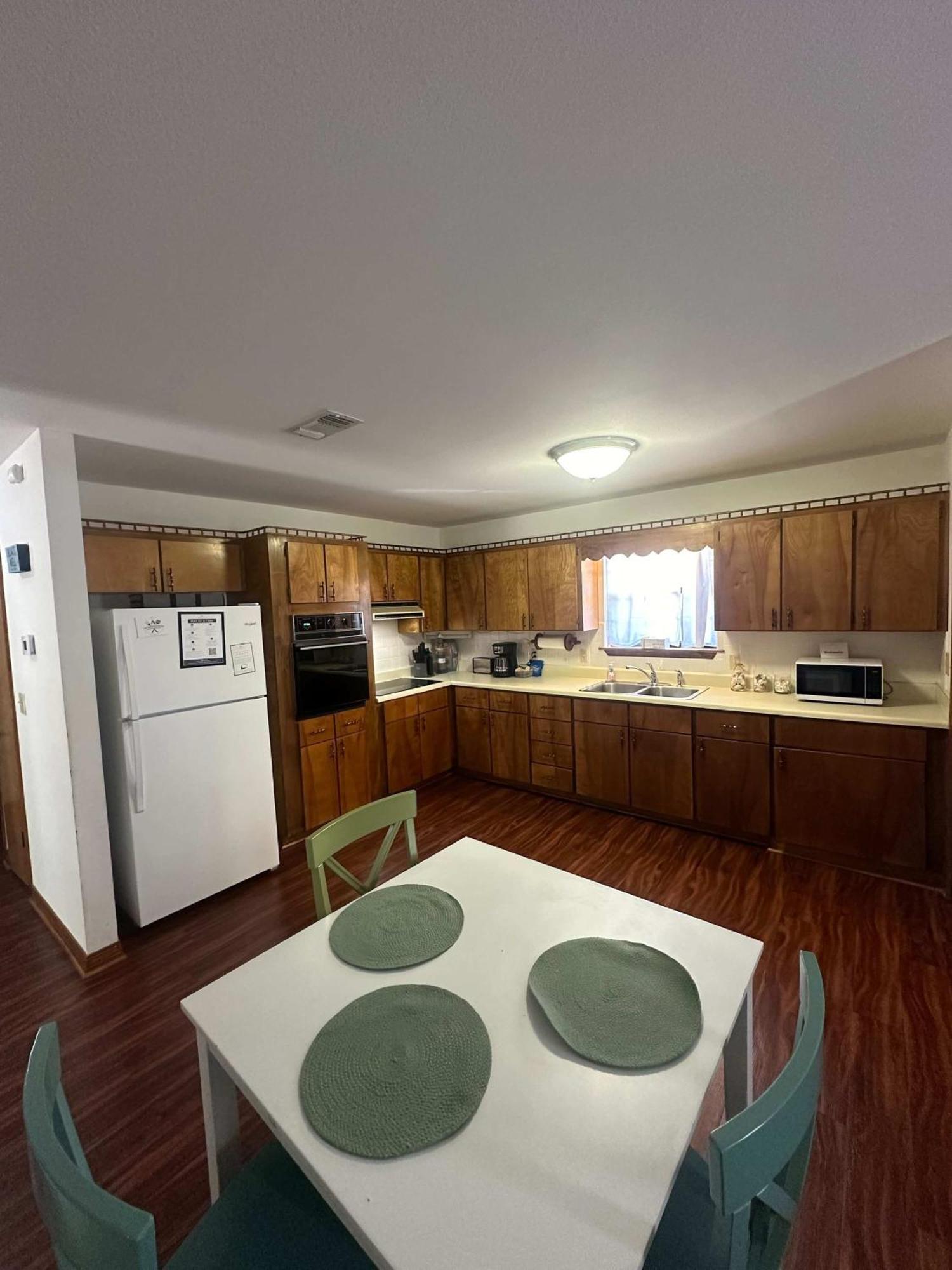 Brilliant In Bellview-Back Unit-- Mins To Nas Pensacola, Beach, Shopping Buitenkant foto